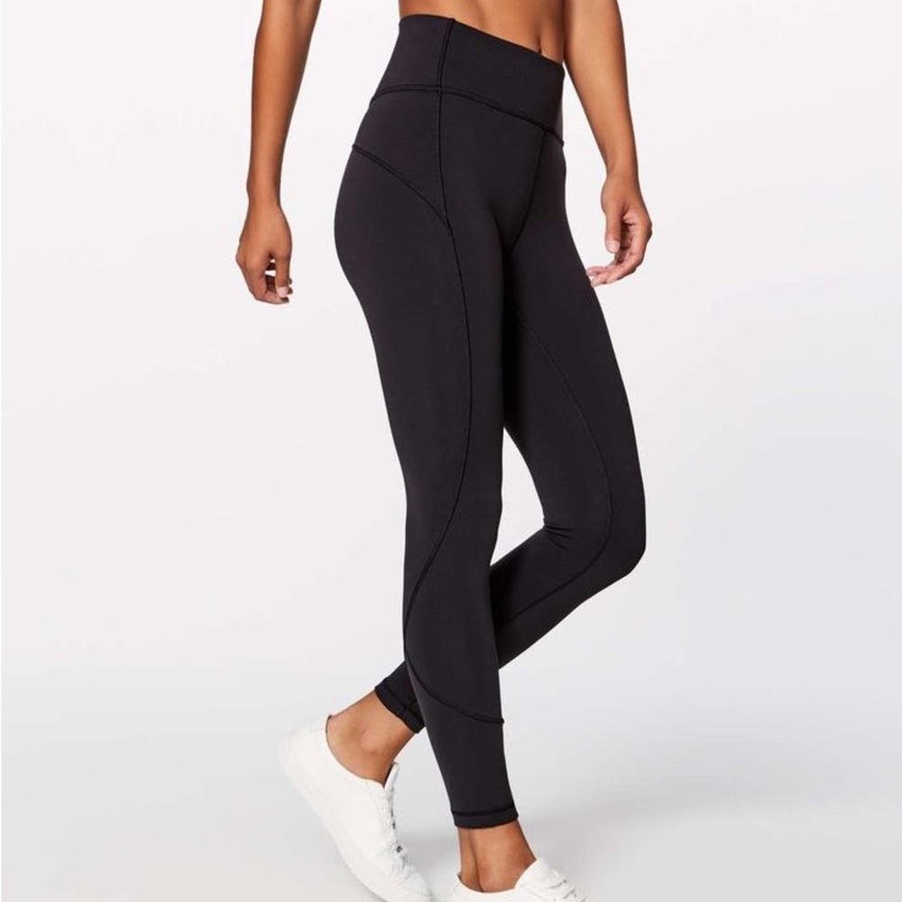 Lululemon in movement leggings